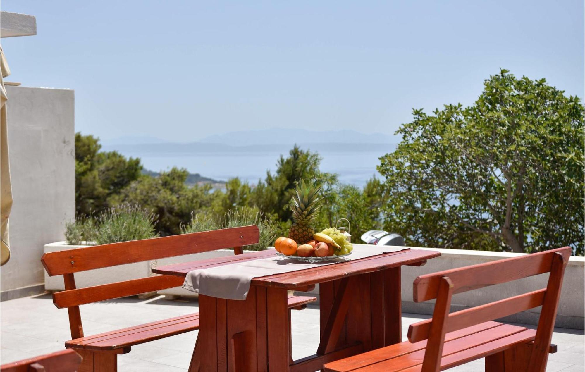 Amazing In With Wifi Počitniška hiša Makarska